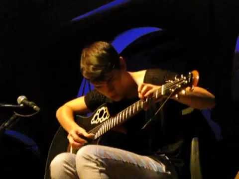 9/15 Kaki King - Carmine St. @ BOtanique 3.0, Bologna, Italy (03/07/2012)