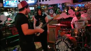 NO HANDS - &quot;The Somme&quot; live The Suicide File