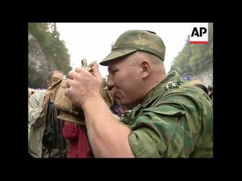 Russian troops arrive in North Ossetia after leaving Georgia