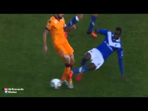 Coly Brescia broke Daniele Dessena Cagliari leg 2015 HD