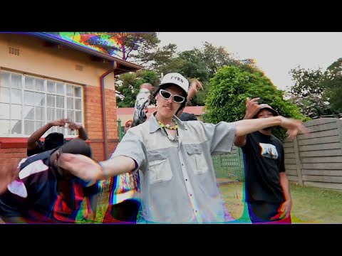 Young Midi - Wie (Official Music Video)