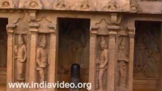 Trimurti mandapa at Mahabalipuram, Chennai