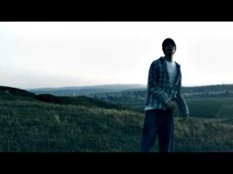 (Cojones Records) Cristi-o viata de copil