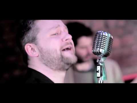 Hire a Manchester based Wedding Band