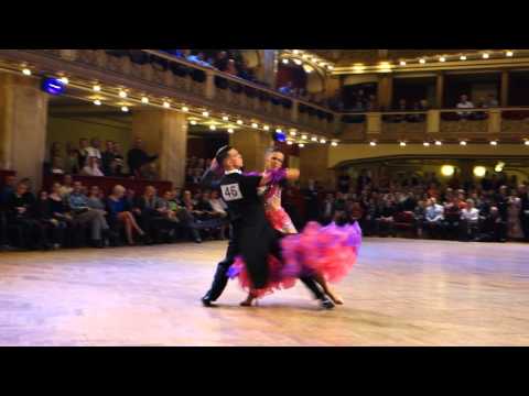 Radim STUPKA & Tereza JENDRULKOVÁ - final solo slowfox
