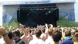 Tiki et Boys Noize - Sea of Love 2011