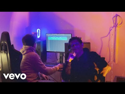 Kavvo - 1 AM (Lyric Video)