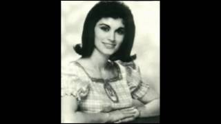 Kay Adams  - She Didn't Color Daddy