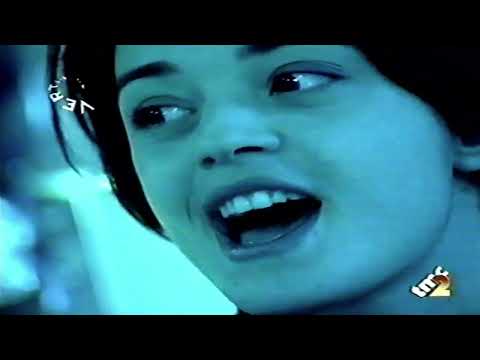 Carmen Consoli intervista con Lorenzo Scoles a "Vertigine" TMC2  + inedito "L'uomo Bostik"