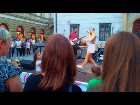 Zsa Zsa - Love on the Brain