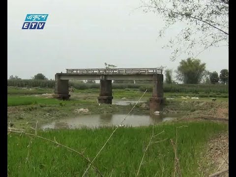 ঠাকুরগাঁওয়ে সংযোগ সড়ক না থাকায় দুর্ভোগ