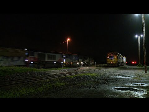 SCT 2PM9 Crosses SSR Grain - PoathTV Australian Trains & Railways