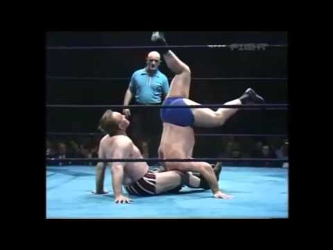 Johnny Czeslaw vs  Les Kellett