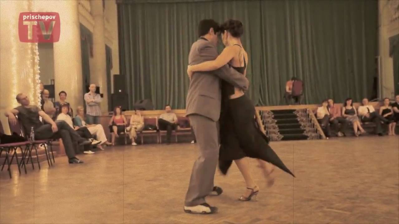 Video thumbnail for Gustavo Funes & Mila Vigdorova, Russia, Moscow, Milonga in "Ekaterina's Palace", 30.05.2010(2)