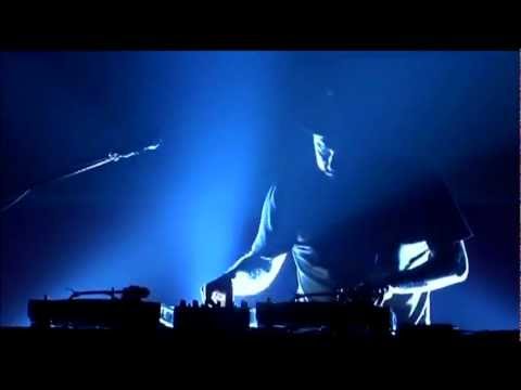 Intro + Help Me - Latin Bitman ft. Francisca Valenzuela [Colour DVD]