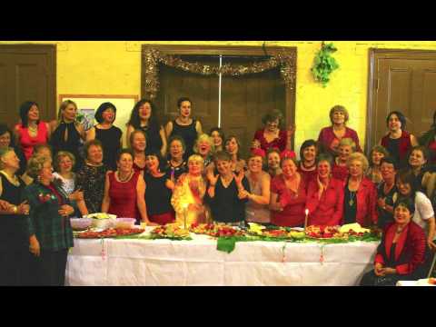 Kavisha Mazzella sings Angellare` with La Voce Della Luna Choir