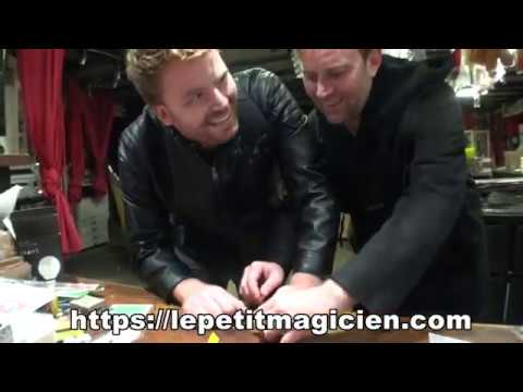 Voir la vidéo Puzzle Pyramide