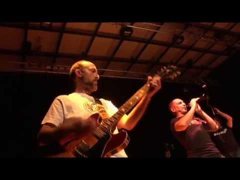 Mox en viu.- Presentació de "Tuactes i rebomboris"