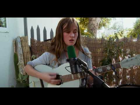 Georgia Parker - 'When She Calls My Name' (Live)