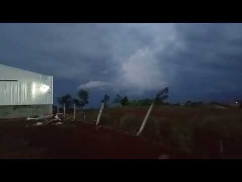 POSSÍVEL SUPER CÉLULA PROXIMA A CALIFÓRNIA PR ( COM MUITA MAS MUITA ATIVIDADE ELÉTRICA ) E OUTRAS CB