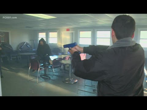 Berlin hosts police cadet SWAT challenge