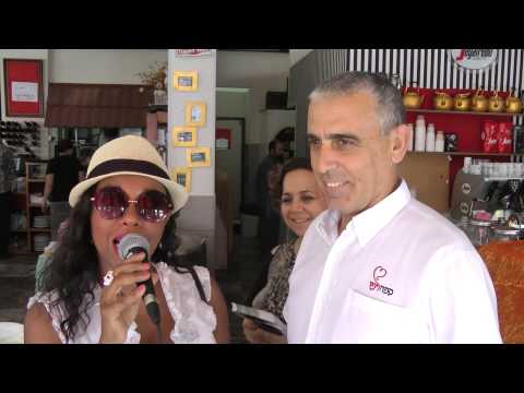 Elisete in the morning - Chapter 1 - Elisete talks about her show in Cafe Yaffo - אליזט על הבוקר 1