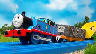 Thomas & Friends Troublesome Trucks Slow Motion Crash