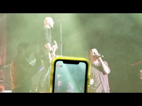 Breaking Benjamin featuring Gavin Rossdale covering Alice in Chains "Would?"