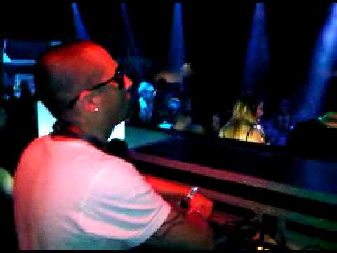 JamLimmat @ El Pantalan  NYE 9AM .3GP