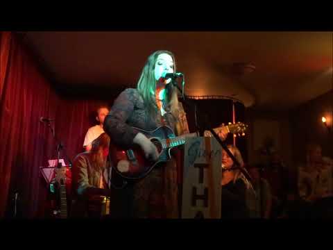 Daisy Chute - Lion Eyes @ The Green Note, London 08/04/19