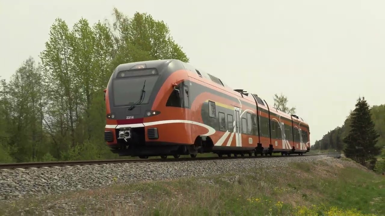 Штадлерский дизель-поезд 2314 близ ст. Кийза / Stadler DMU 2314 near Kiisa station