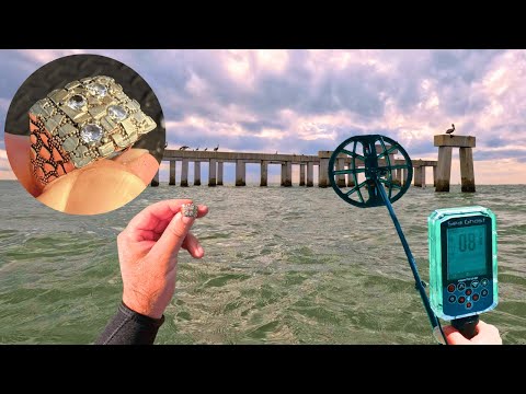 MONSTER Gold Ring Found With Metal Detector!