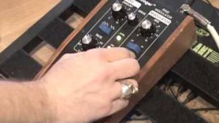 Video thumbnail for MOOG Ring Modulator MF-102 guitar effects pedal demo by gearmanndude
