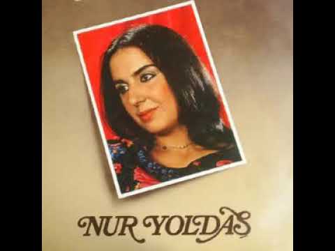 Nur Yoldaş Döne Döne