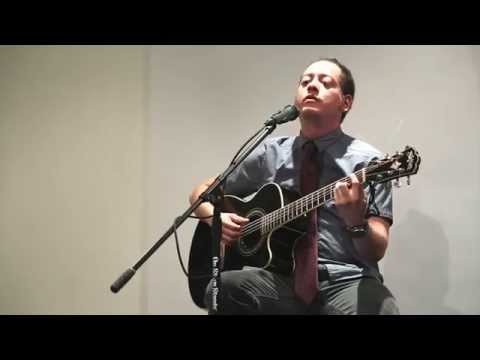 Kam Williams   Disfraz en vivo Tocando Madera