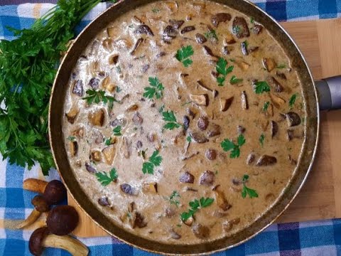 Delicious mushroom sauce made from fresh forest mushrooms:)