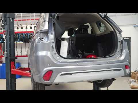 MITSUBISHI OUTLANDER 2019 - REAR BUMPER REMOVAL