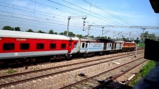 preview picture of video 'Palindrome WAP-4 on a Roll : Bhubaneswar (BBS) Rajdhani hits 130 & blows away silent Chola swiftly'