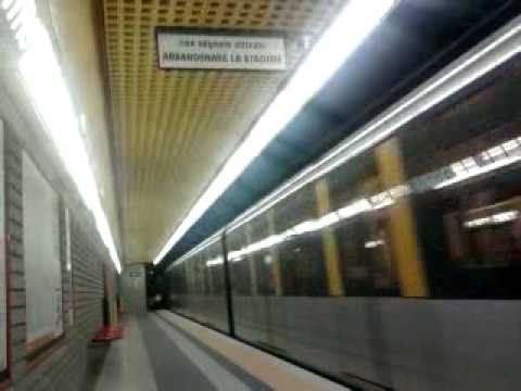 Stazione Metropolitana Milano - Affori Centro M3