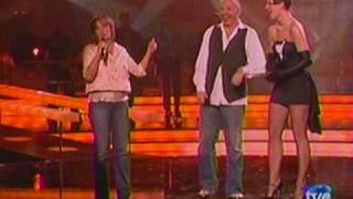 Miguel Bose y Bimba Bose Como un lobo