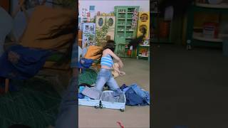 She&#39;s not gonna let it slide 😭 #aespa #karina #winter #giselle #shorts