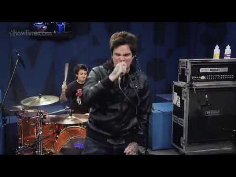 Strike em "Dogtown Style" no Estúdio Showlivre 2013