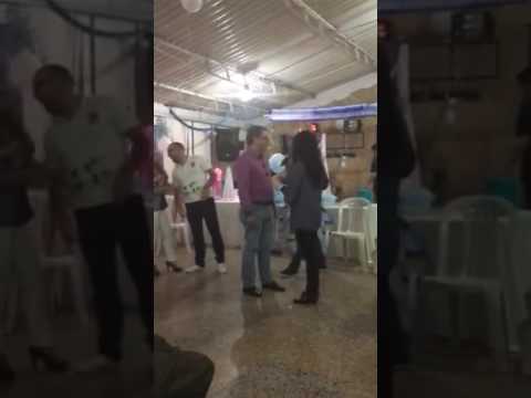 Colombia baby shower dance off