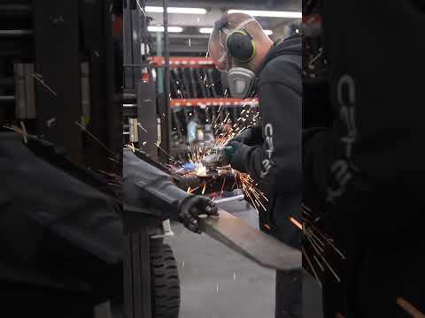 1972 Chevy Blazer Suspension Overhaul! #fabrication #truck #blazer #classicchevy #SummerOnShorts