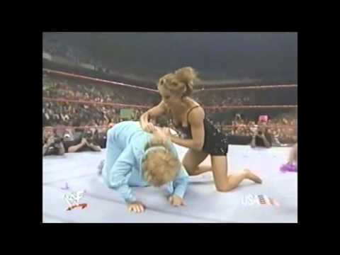 WWE Attitude Era - Ivory vs. Fabulous Moolah/Mae Young