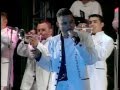 La Arrolladora Banda el Limon De Rene Camacho  |  Hacia Mis Brazos  |  En Vivo