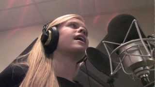 New York  - Acoustic cover of Wooster song by Emalee Hill