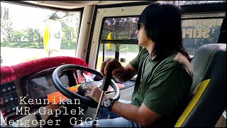 Download lagu Keunikan MR.Gaplek Mengoper GiGi mp3