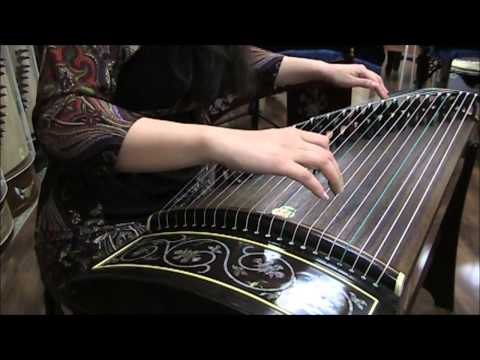 Guzheng: 山丹丹开花红艳艳Red Flowers all over the Mountain