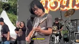 Download lagu Ian Antono moment cek sound bersama God Bless Tegalrejo 2026 mp3 Download lagu Ian Antono moment cek sound bersama God Bless Tegalrejo 2026 mp3